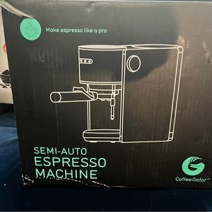 Coffee Gator Semi-Auto Espresso Machine 1.3 Liter Quick Brew w/ Milk Frother